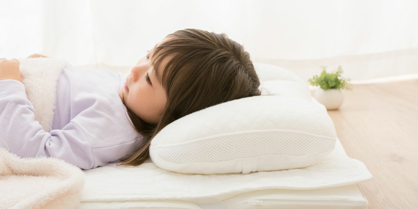 子供用 お食事クッション 「リュッケ」 2段 防水タイプ 高さ調節可能 │ 寝具・家具の専門店 エムール